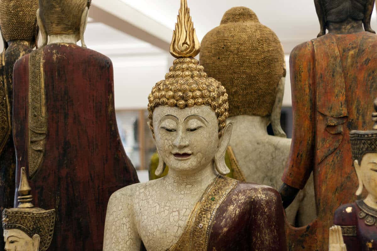 Mehrere Buddhas